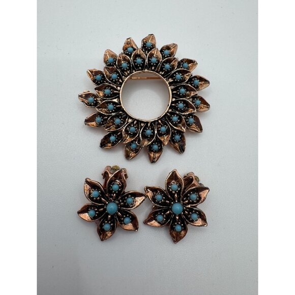 Vintage Bronze Faux Turquoise Brooch and‎ Clip on Earrings Sunflower Pin 1970s - Picture 2 of 5